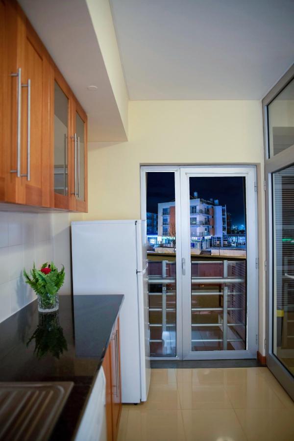 Vizinha'S Mommy'S Apartment Понта-Делгада Экстерьер фото